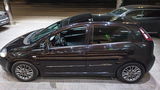 2011 Model Black Fiat Punto Hatchback Manual 201000 km For Sale